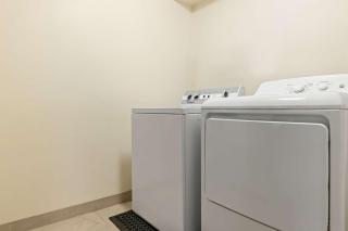 Best Western of Olds - 7