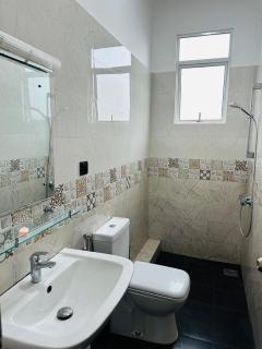 Green Tree Apartments - Dehiwala - 4