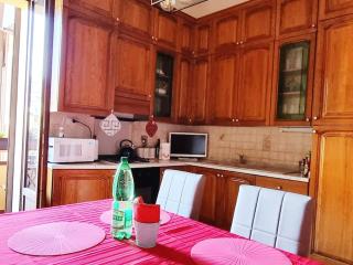 Via Vittorio Veneto large independent apartment - 6