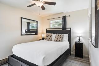 Newly Renovated Unit, Contemporary Interiors, Minutes from Fine Dining and Wold Class Skiing! - Park City - 1
