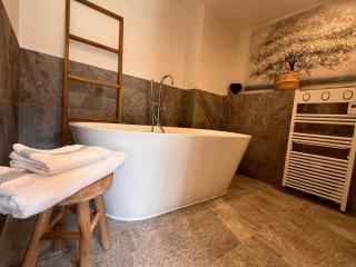Chalet Crystal by Carlon Luxury Rentals - Guchan - 5
