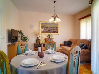 Comfortable home with private covered balcony - Medulin - 3
