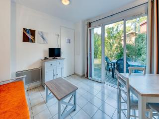Holiday home near lake in sunny Les Landes - Parentis-en-Born - 5