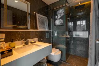 Luxury 1BR pool view flat w gym in Samana Hills - Dubai - 1