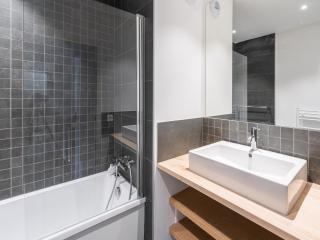 Apartments by the slopes in L'Alpe d'Huez - L'Alpe-d'Huez - 2