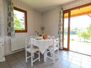 Rural chalet with lake view in Limousin - Meyrignac-lʼÉglise - 3