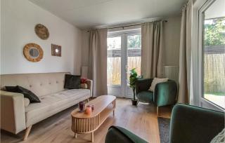 Nice Home In Heinkenszand With Wifi - 8