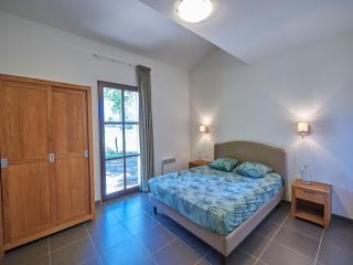 Very luxurious villa with private pool - Salles - 3