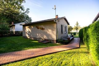 Ferienhaus-Haus-am-See-mit-Wassergrundstueck - Lärz - 4