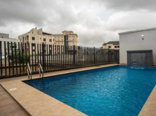 George Residence Banana Island Road, Ikoyi - Lagos - 0