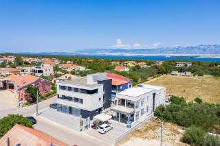 Apartments with a parking space Vir - 23579 - Vir - 0