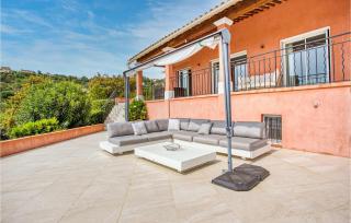 Stunning Home In Les Adrets-De-Lestére - 8