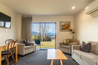 Wanaka Top 10 Holiday Park - Wanaka - 0