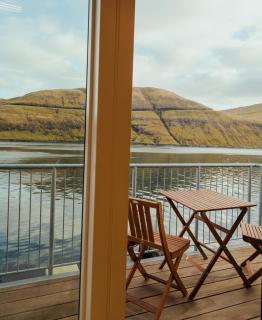 Charming Boathouse with Panoramic Fjord Views - 2