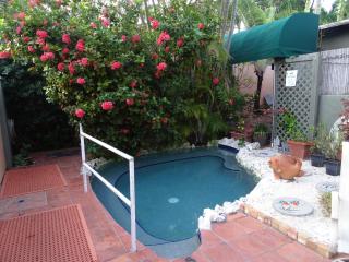 Suite Dreams Inn by the Beach - Key West - 5