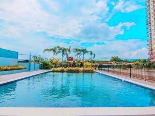 ASigned Staycation - - 7
