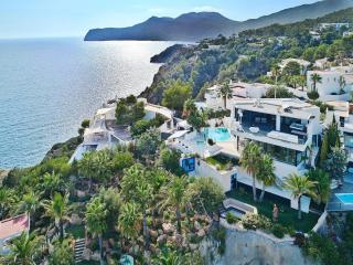 Striking villa with terraced garden - San Jose - 9