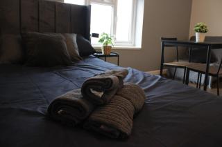Superb Studio Flats in City Centre - Southampton - 5