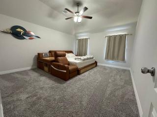 Bright and Cozy 3BR- Great Location for Exploring - Houston - 4
