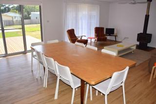 Barefoot Bungalow - Bring your own linen - 7