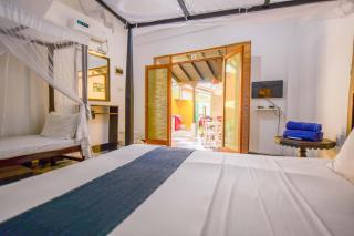 Conch Villa- 3 Min walk to the beaches - 3