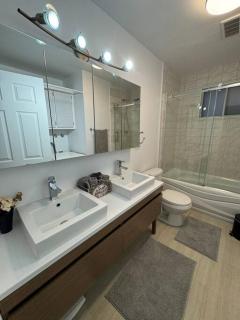 Ste-Rose 2 bedroom apt - Laval - 1