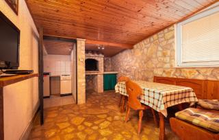 Nice Home In Liznjan With Wifi - 8