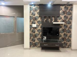 Satyabhama HomeStay-Pearl-Luxury two BHK Appartment - Indore - 5