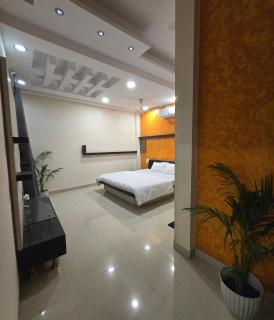 Satyabhama HomeStay-Pearl-Luxury two BHK Appartment - Indore - 8