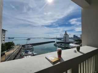 Straits Quay Marina Suites Penang By AuroraHomes - Bagan Jermal - 0