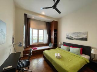 Straits Quay Marina Suites Penang By AuroraHomes - Bagan Jermal - 9