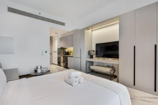 Lovely Studio in Mag 900, Meydan - Dubai - 2