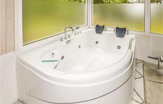 Stunning Home In Saltum With Sauna - Saltum - 5
