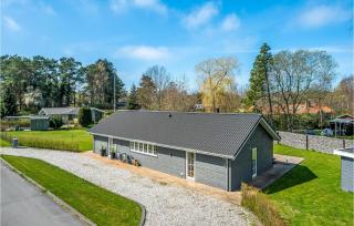 4 Bedroom Awesome Home In Vejby - Vejby - 0