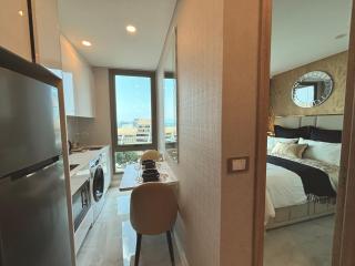 Copacabana-Beachfront-Equipped&Serviced-Apartment-SeaView - 5