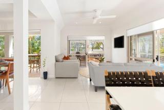 9 Villa Caribe - Secure, Spacious & Stylish Villa - 4