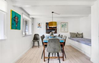 6 Bedroom Cozy Home In Rønne - Rønne - 6