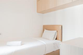 Spacious and Homey Living 3BR at Sky House BSD Apartment By Travelio - 4