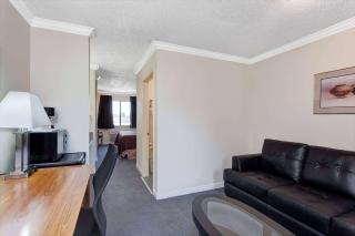 Travelodge by Wyndham Pasadena Central - Pasadena - 1
