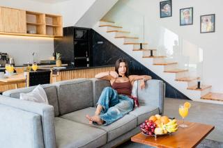 Elegance 1 Bedroom Villa BRAND NEW - Kerobokan - 3