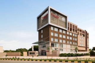 Ramada by Wyndham Gorakhpur Gorakhnath Mandir Road - Gorakhpur - 5