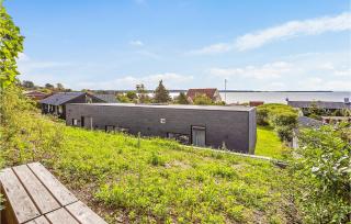 Three-Bedroom Holiday Home In Ebeltoft - Ebeltoft - 1