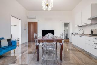 Suite Speciosa Bestvacationever - Cagliari - 8