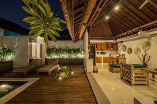 2 Bedroom Villa private Pool and BBQ Seminyak Bali - 7