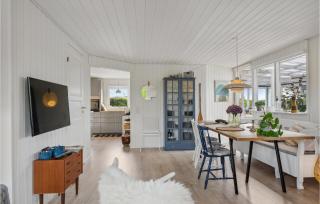 2 Bedroom Cozy Home In Juelsminde - 7