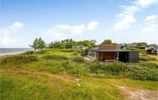 Four-Bedroom Holiday Home In Lundby - Lundby - 4