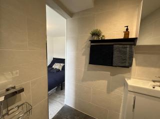 Central Margate house with sauna & private garden - 2