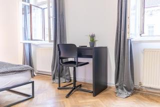 Spacious 2BR Apt -Near Wiener Stadthalle BurggasseWiener Well Located - Vienna - 6