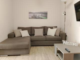 Patisia Metro Station 2 bdrm apartment by MPS - 7