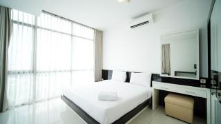 Spacious 3BR Apartment Connected to CITO Mall at Aryaduta Residence Surabaya By Travelio - Surabaya - 5